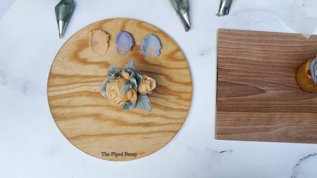 Double Rose Bud Cupcakes